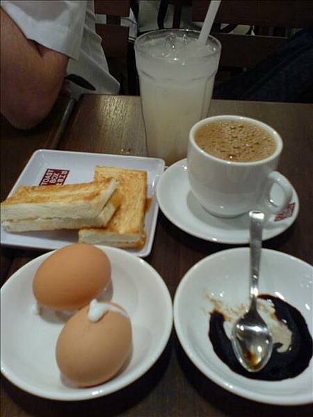 特別的新加坡蛋早餐