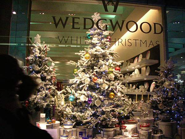 瓷器專家WEDGWOOD打出白色耶誕的口號