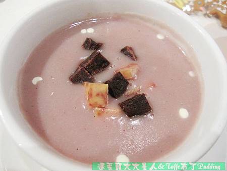 西堤素食套餐-紫芋濃湯.jpg