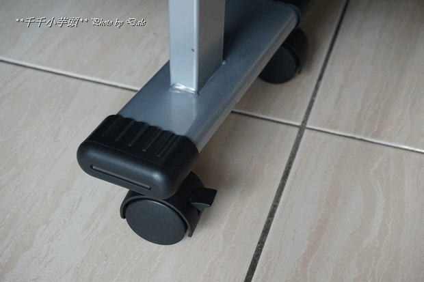 SImpleLife日本折疊床輪鎖.gif SImpleLife日本折疊床輪鎖.gif