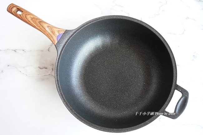 總舖師日本大金麥飯石塗層34公分不沾鍋炒鍋9.JPG 總舖師日本大金麥飯石塗層34公分不沾鍋炒鍋9.JPG