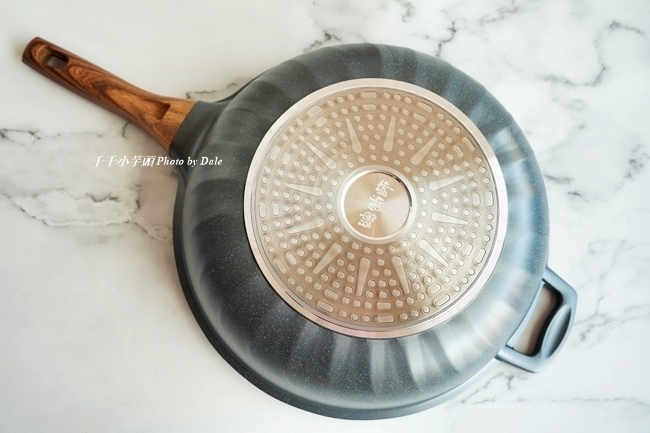 總舖師日本大金麥飯石塗層34公分不沾鍋炒鍋10.JPG 總舖師日本大金麥飯石塗層34公分不沾鍋炒鍋10.JPG