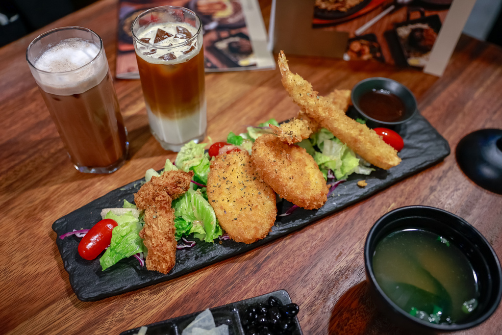 【台中】源自神戶的私房家庭料理！咖哩飯超濃郁！大阪燒超飽足～