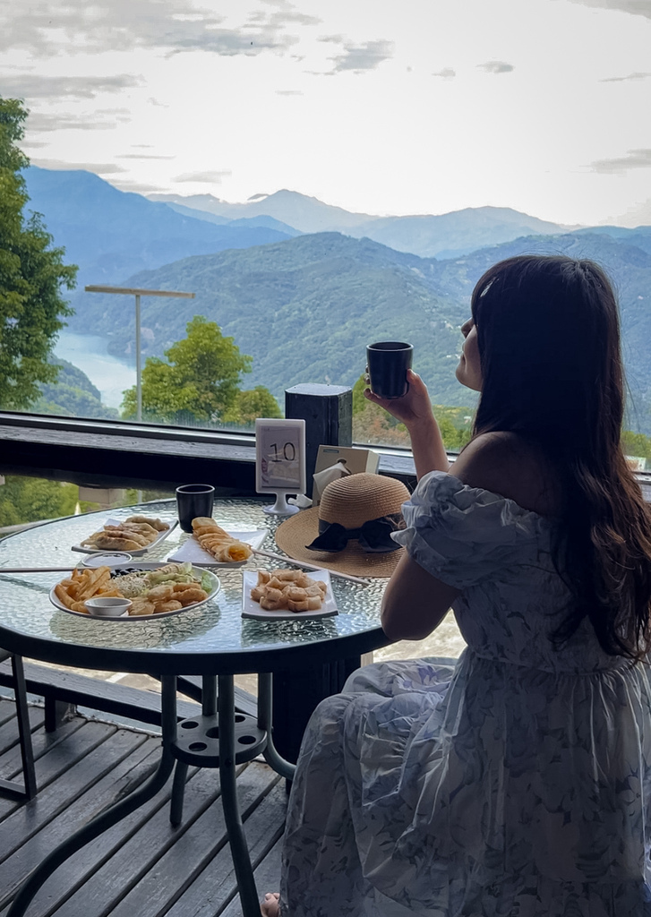 【南投清境住宿】茲心園渡假山莊．這裡是仙境吧🥰在絕美山湖景色