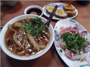 義眾魚羹,溫泉蛋,燙魷魚 WP_002065