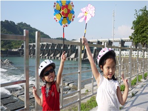 石岡壩風車合影一 037