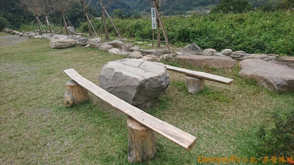 C區石製桌椅 024