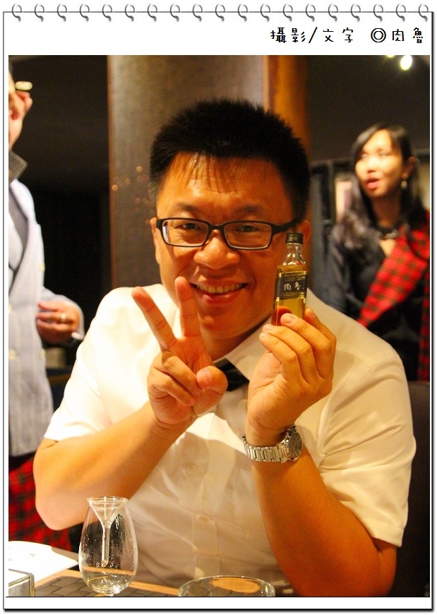 nEO_IMG_20.jpg nEO_IMG_20.jpg