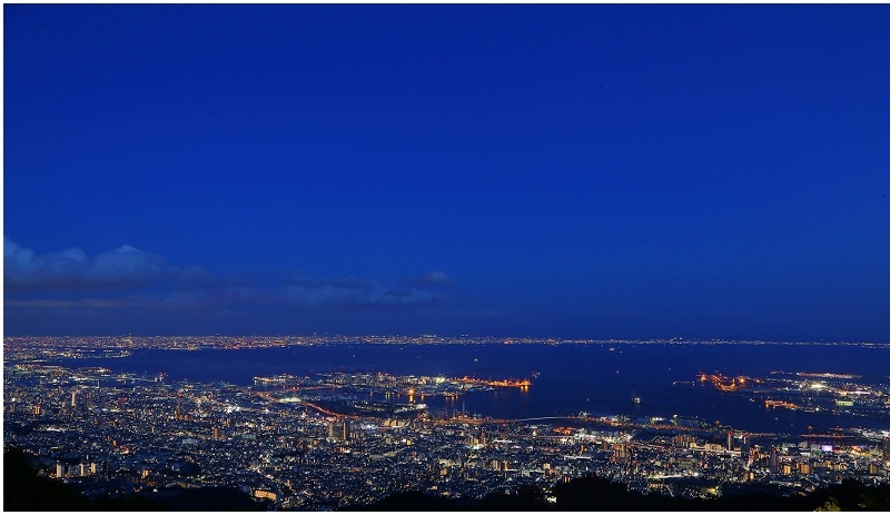 日本神戶景點 摩耶山掬星台夜景 日本新三大夜景 美不勝收的港灣美景 內含公車往返交通資訊 肉魯走遍全台灣 環遊全世界 日本神戶景點 摩耶山掬星台夜景 日本新三大夜景 美不勝收的港灣美景 內含公車往返交通資訊 肉魯走遍全台灣 環遊全世界