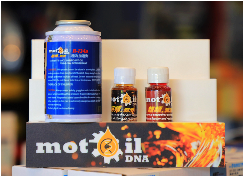 汽車引擎機油添加劑推薦！moto oil DNA超頻潤滑！保