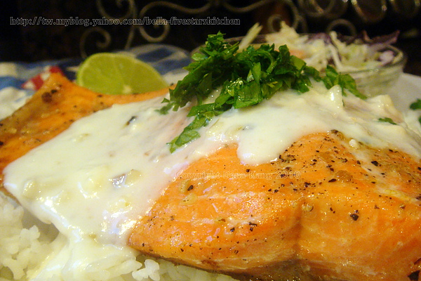 奶油香蒜烤鮭魚 Buttery Garlic Salmon