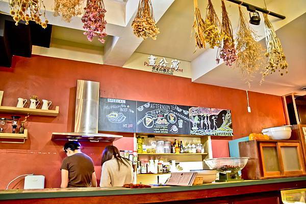 DSC_0010.jpg DSC_0010.jpg