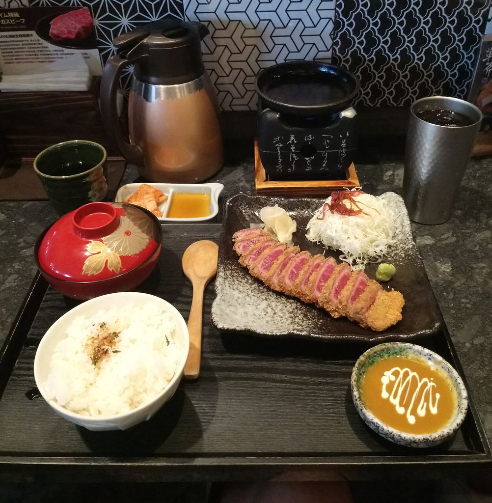 [食記] 高雄 逸之牛炸牛排&宇治玩笑亭抹茶霜淇淋