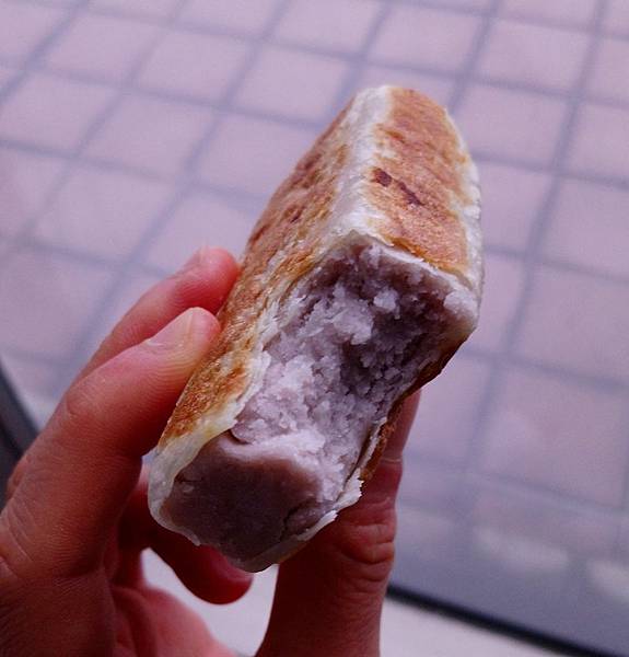 [食記] 永和 鮮味餡餅 超難買芋頭餡餅，果真好吃