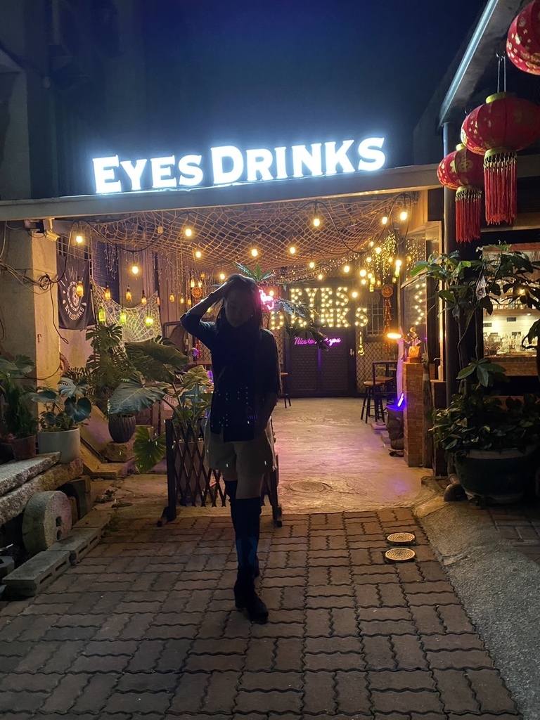 20230218_13EyesDrinks02.jpg