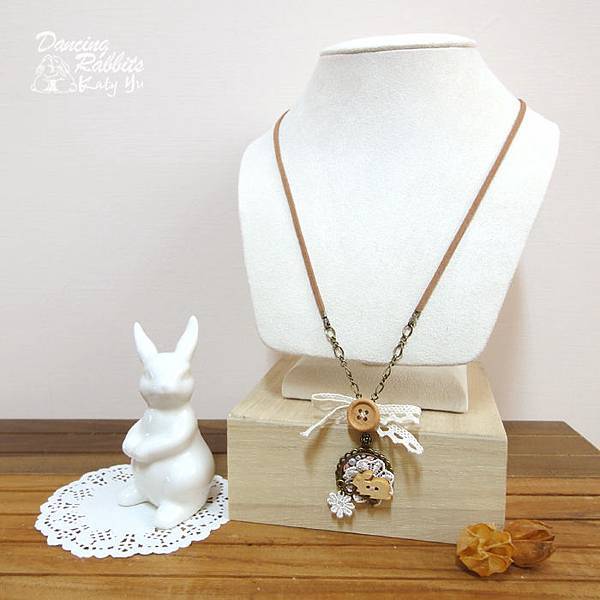 【KNL0042-Pi】※兔子跳舞※木質小兔的珠寶盒皮質中長鍊(可愛粉紅寶石)
