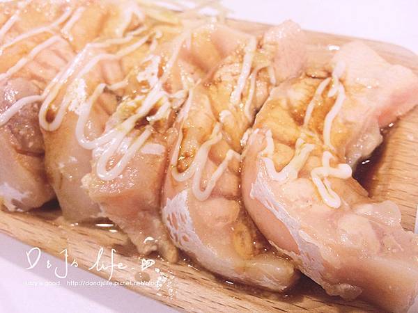 入口即化的香煎鮭魚肚