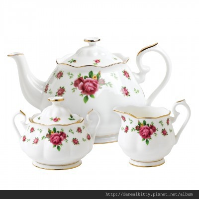 royal-albert-new-country-roses-white-vintage-3-piece-set-652383739222.jpg