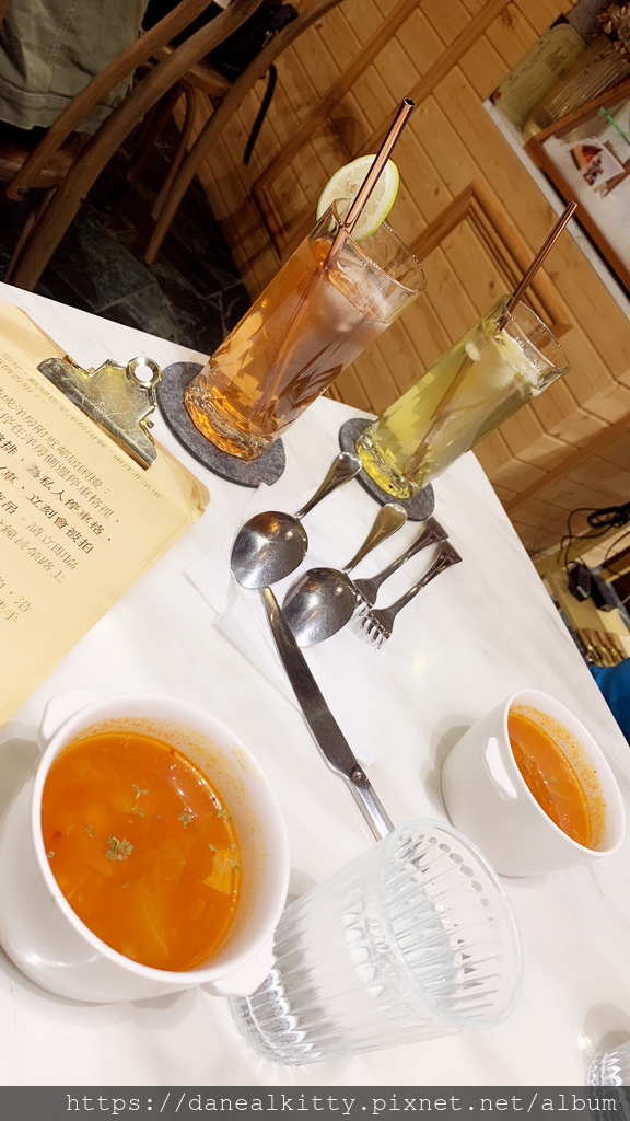 IMG_8048.jpg IMG_8048.jpg