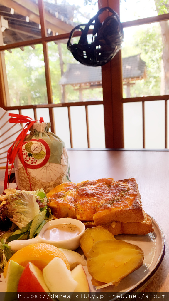 IMG_0715.jpg IMG_0715.jpg