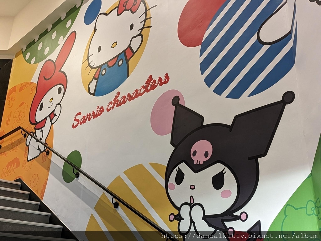 新竹 湖口休息站~ Hello Kitty + Sanrio