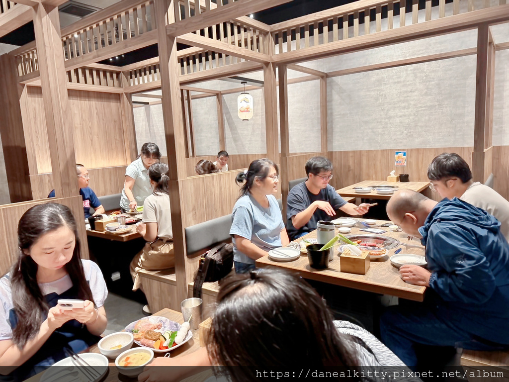 台中本格和牛燒肉放題 (崇德店) 聚餐 台中本格和牛燒肉放題 (崇德店) 聚餐