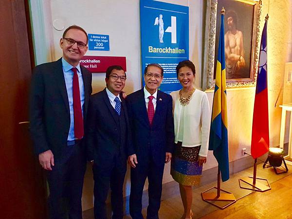 2019-10-04 11.45.33-1.jpg