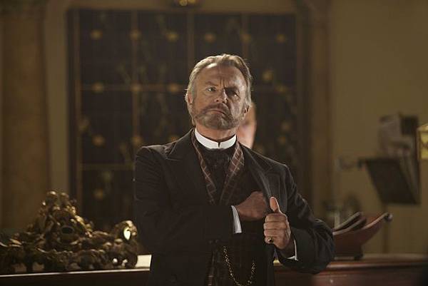 Sam Neill