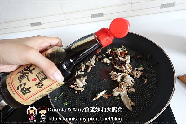 瀧籽古早味黑豆蔭油 醬油 (19) 瀧籽古早味黑豆蔭油 醬油 (19)