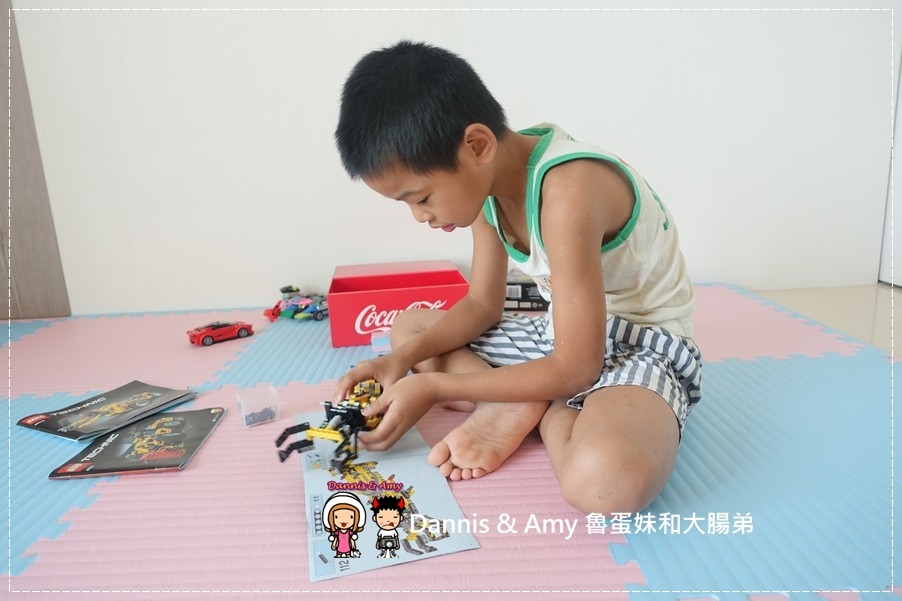 20160723《儿童游戏地垫》左左右右也爱用的 Mei colors美美地垫 台湾製造MIT好清洁隔音垫 游戏垫 运动垫 ︱(附开箱影片) (16).jpg
