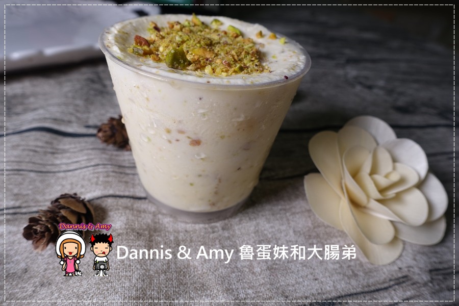 20160824《新竹甜点推荐》Safini TIRAMISU 莎费尼纯义风提拉米苏。原味。酒味。草苺。开心果。综合莓果︱每日限量手工製作。可宅配可到店自取~附影片 (23).jpg