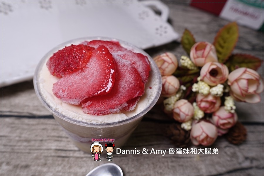 20160824《新竹甜点推荐》Safini TIRAMISU 莎费尼纯义风提拉米苏。原味。酒味。草苺。开心果。综合莓果︱每日限量手工製作。可宅配可到店自取~附影片 (24).jpg