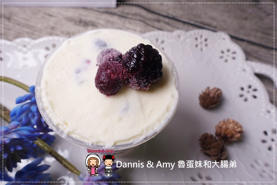 20160824《新竹甜点推荐》Safini TIRAMISU 莎费尼纯义风提拉米苏。原味。酒味。草苺。开心果。综合莓果︱每日限量手工製作。可宅配可到店自取~附影片 (27).jpg
