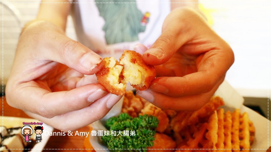 20170508《新竹新莊火車站吃什麼?》吐司工寓Tosicon-新竹關東店。OPPA韓式煎土司。早餐。早午餐。下午茶|菜單。價位。內用外帶外送(影片) (41).jpg