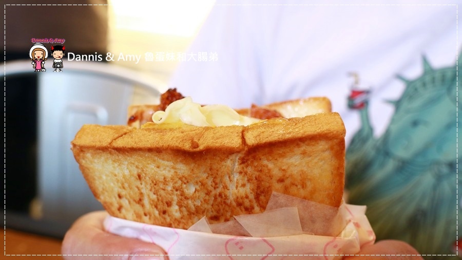 20170508《新竹新莊火車站吃什麼?》吐司工寓Tosicon-新竹關東店。OPPA韓式煎土司。早餐。早午餐。下午茶|菜單。價位。內用外帶外送(影片) (25).jpg
