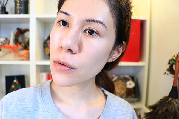 敷完面膜1.JPG 敷完面膜1.JPG