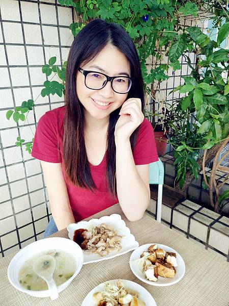 青草街/無名肉粥●【台中中區】隱身小巷內古早味粥品小菜~要早起才吃得到喔! @ :: 痞客邦 ::