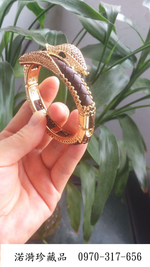 14k金施華洛士水晶蛇手環 手鐲2