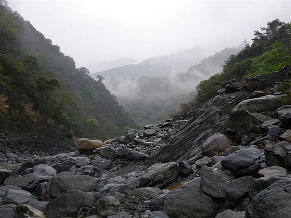 寶來溪溯登小關山2009-03-14 15-47-15_0077.JPG