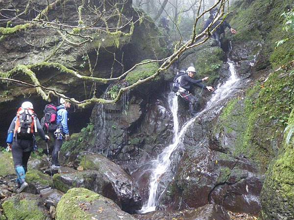 五重溪溯登逐鹿山_2009-03-01 08-57-07_0156.JPG