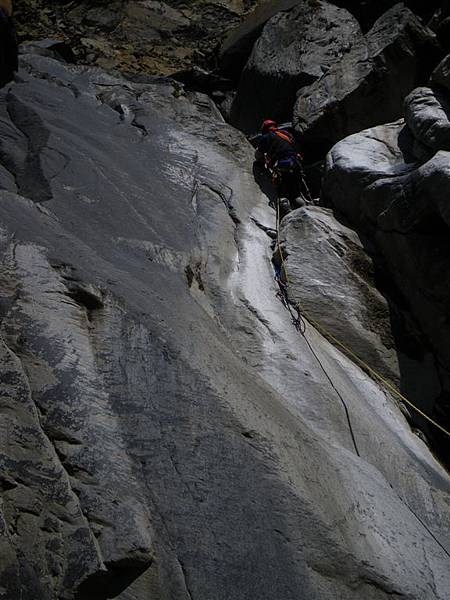 2009-05-29 14-11-48_實谷富溪溯登魔葉名病山_0283.JPG