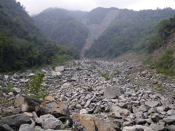 霍俄索溪溯登新望嶺_0066_2011-3-23 下午 01-42-41.JPG