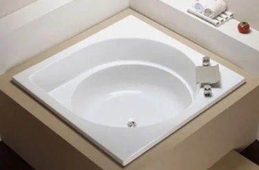 方形崁入式浴缸.jpg
