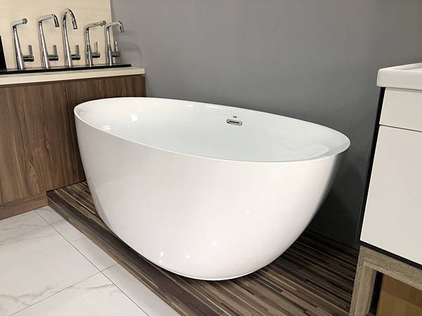 德浦小型獨立浴缸 (高亮度壓克力 台灣製造)