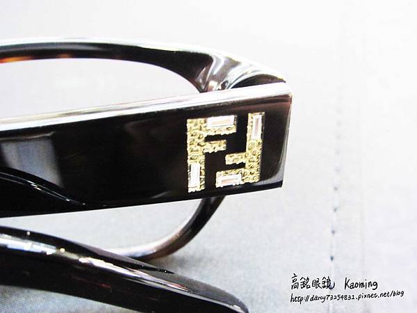 Fendi 經典光學 19.JPG