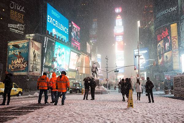 0402_April Fools Day 02.jpg 0402_April Fools Day 02.jpg