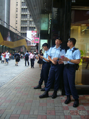 香港警察.jpg