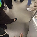 沒人穿夾腳拖