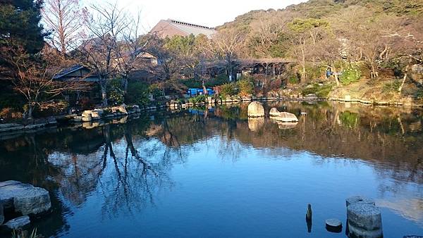 八阪神社一景