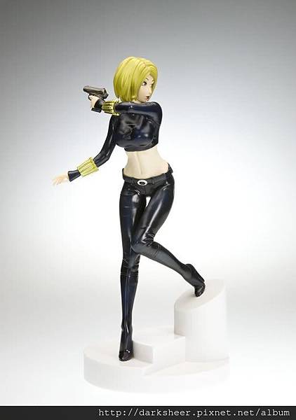 Bishoujo_BlackWidow1limited_side1.jpg